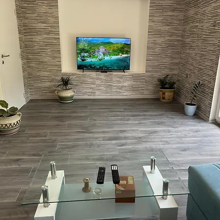 Kosmaj Ruza Vetrova Apartment Sopot